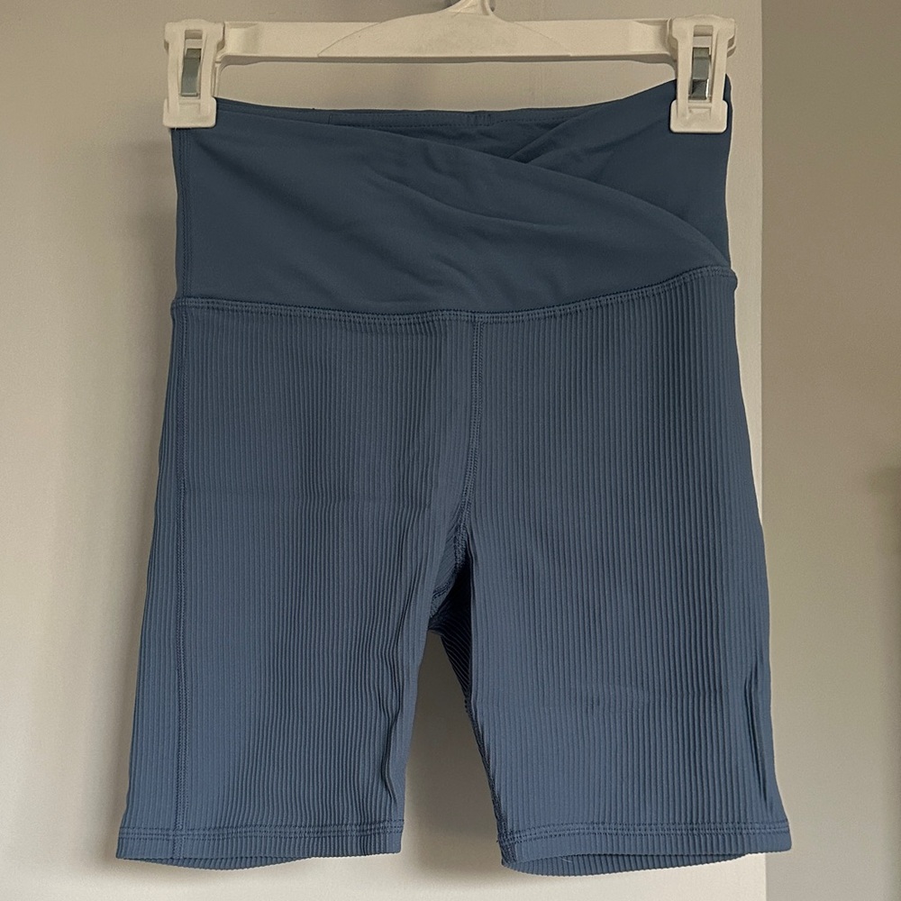 Athleta Women's Ribbed Blue Bike Shorts